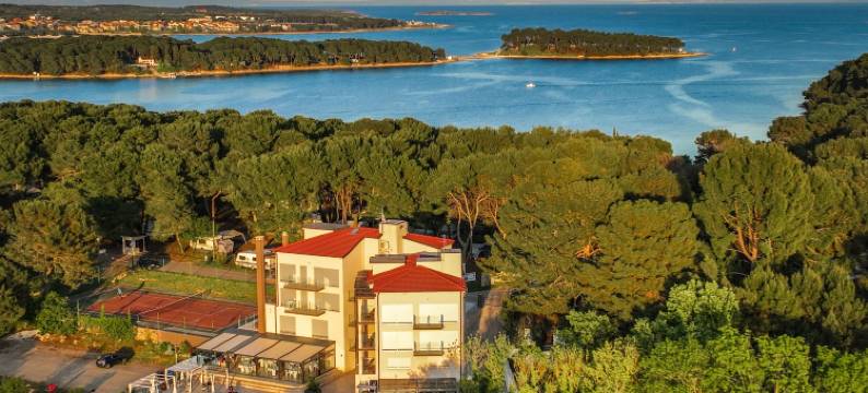 普莱曼图拉度假村(Premantura Resort - Hotel & Restaurant)图片