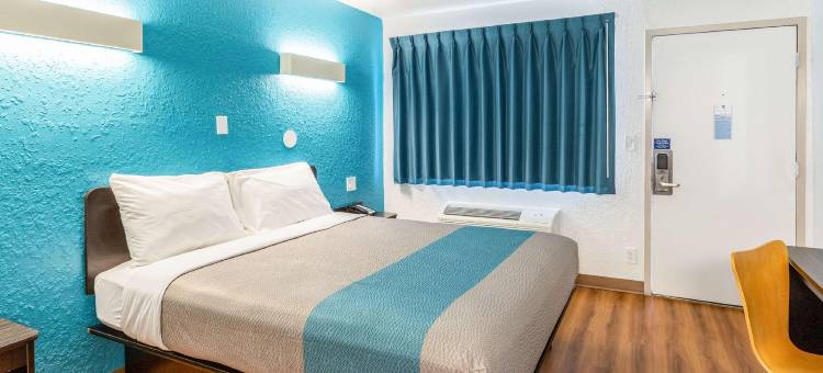 弗多斯塔大学6号汽车旅馆(Motel 6 Valdosta, GA - University)图片