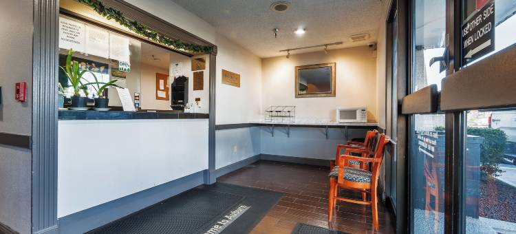 欧本经济旅馆(Economy Inn Auburn)图片