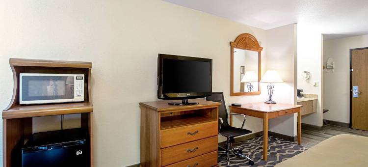 速8酒店 休伦(Quality Inn Huron)图片