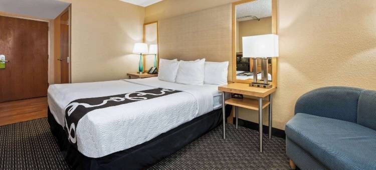 西棕榈滩机场拉昆塔温德姆套房酒店(La Quinta Inn & Suites by Wyndham West Palm Beach Airport)图片