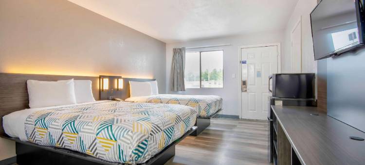 德克萨斯州特克萨卡纳的Motel 6(Motel 6 Texarkana, TX)图片