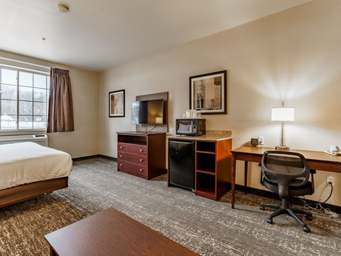 里彭鹅卵石套房酒店