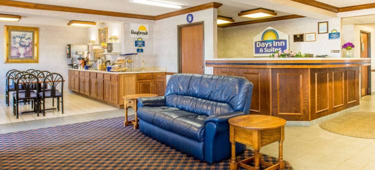 彭顿海滩戴斯酒店(Days Inn by Wyndham Pontoon Beach)图片