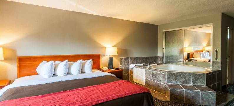 信标码头康福特茵酒店(Quality Inn Solomons - Beacon Marina)图片