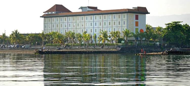 辛加拉惹海滩酒店(Singaraja Beach Hotel)图片
