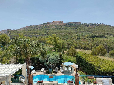 太阳之家别墅酒店