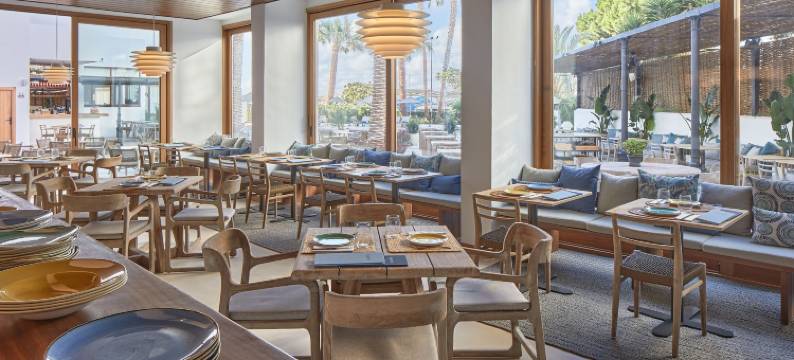 特雷斯托雷斯酒店(Hotel Tres Torres)图片