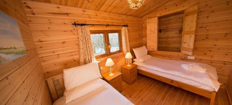 华尔伊甸农场酒店(Wall Eden Farm - Luxury Log Cabins and Glamping)图片