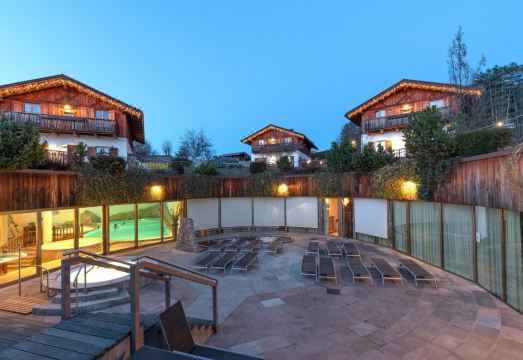 Pineta Nature Resort Hotel Overview