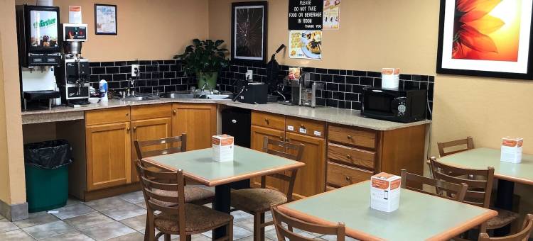 石山罗德威酒店(Rodeway Inn Stone Mountain)图片