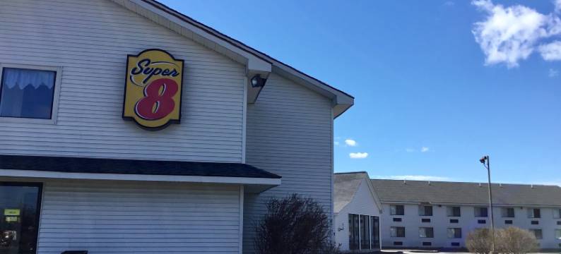 波特兰-威斯布鲁克地区速8酒店(Super 8 by Wyndham Portland ME)图片