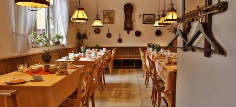 费尔巴彻霍夫酒店(Hotel Feuerbacher Hof)图片