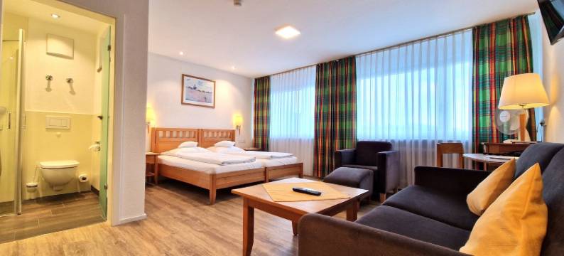 斯涛费兰德酒店餐厅(Badhotel Restaurant Stauferland)图片