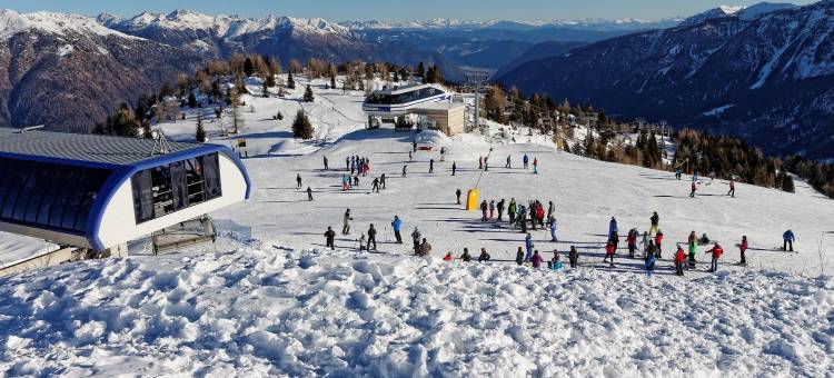 La Tana dello Scoiattolo (附近有滑雪地点)(La Tana Dello Scoiattolo Skiing Nearby - Happy Rentals)图片