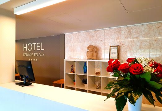 Hotel Canada Palace Hotel Overview