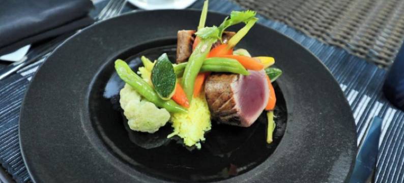 乌纳瓦图纳塔勒佩埃拉海滩酒店(Era Beach)图片