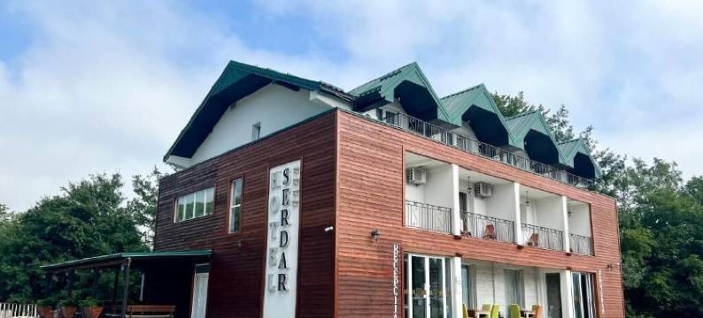 赛尔达尔酒店(Hotel Serdar)图片