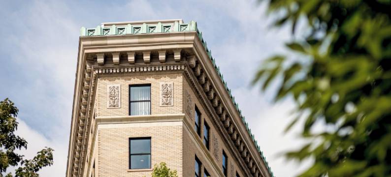 平熨斗酒店(Flat Iron Hotel)图片