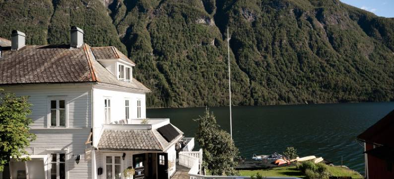 费耶兰托弗峡湾酒店(Fjærland Fjordstove Hotell)图片