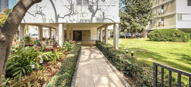 Chic 2BR Apt w Large Windows in Tel Aviv Old North图片