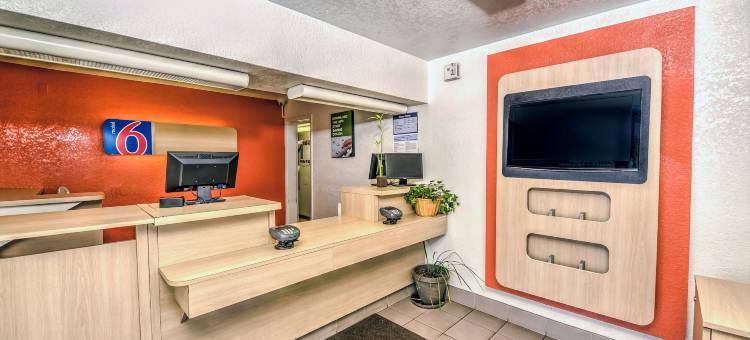 科罗拉多斯普林斯南部/都会区 6 号汽车旅馆(Motel 6 Colorado Springs, CO – South/Metro Area)图片