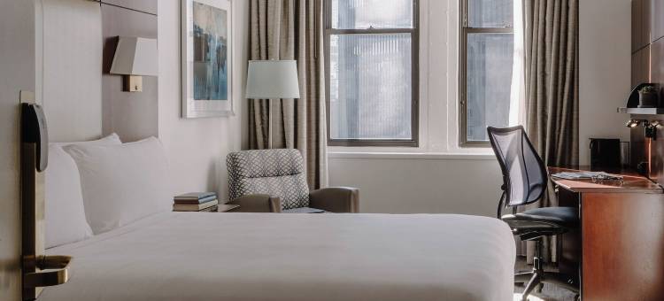 河畔酒店(River Hotel)图片