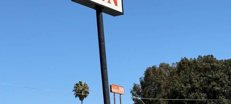 Discovery Inn 瓦列霍 I 80 靠近纳帕 CA(Discovery Inn Vallejo I 80 Near Napa CA)图片