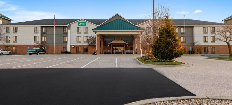 沃伦斯堡品质酒店(Quality Inn)图片