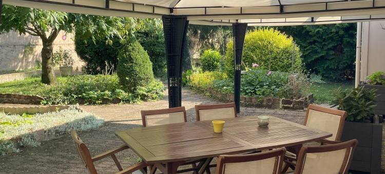 讷韦尔克洛斯圣玛丽原创精品酒店(The Originals Boutique, Hôtel Clos Sainte Marie, Nevers)图片