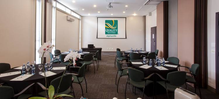 阿尔法城品质套房酒店(Quality Suites Alphaville)图片