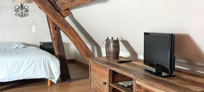 带共享泳池和网球场的别墅(Maison piscine & tennis partagés)图片