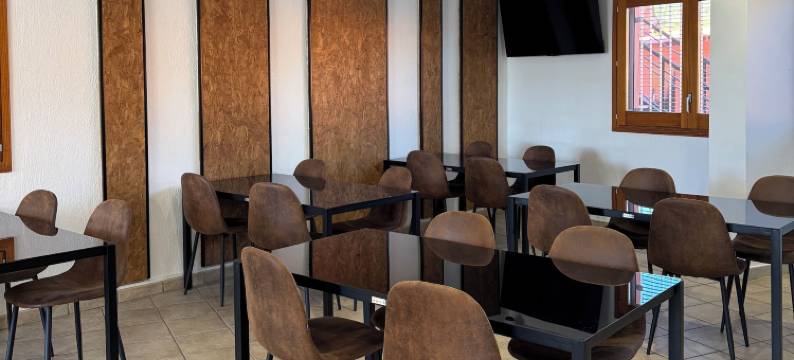 欧雷内塔酒店 - 吉罗内利亚(HOTEL ORENETA - Gironella)图片