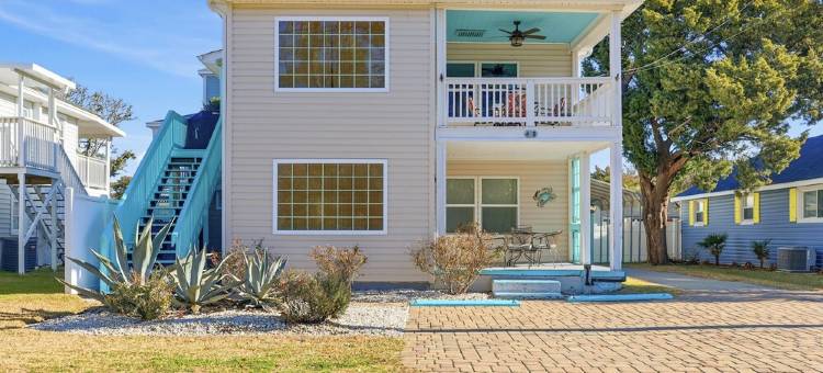 Entire House! Cottage Two Blocks from Beach w/ Swimming Pool, Hot Tub & Carport图片