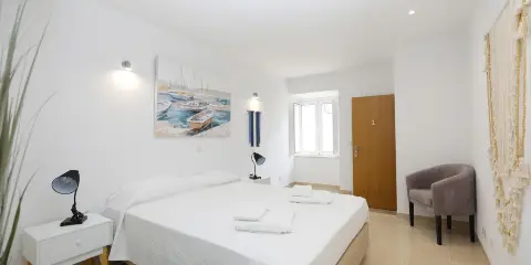 Z 01 - Bedroom 1 in Gil Vicente Guest Rooms