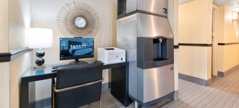 哈密尔顿/斯托尼克雷克舒适酒店(Comfort Inn)图片