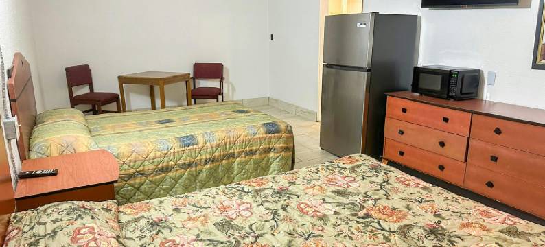 OYO 仙女座国王旅馆 马克德树 I-555(Shamrock Kings Inn By Oyo Marked Tree I-555)图片