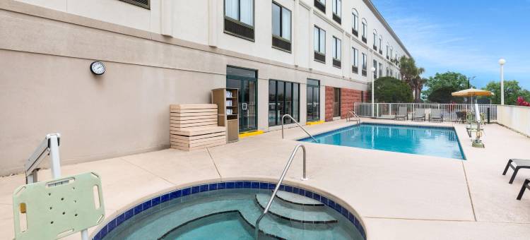 德斯廷蔚景温德姆酒店(Wingate by Wyndham Destin)图片