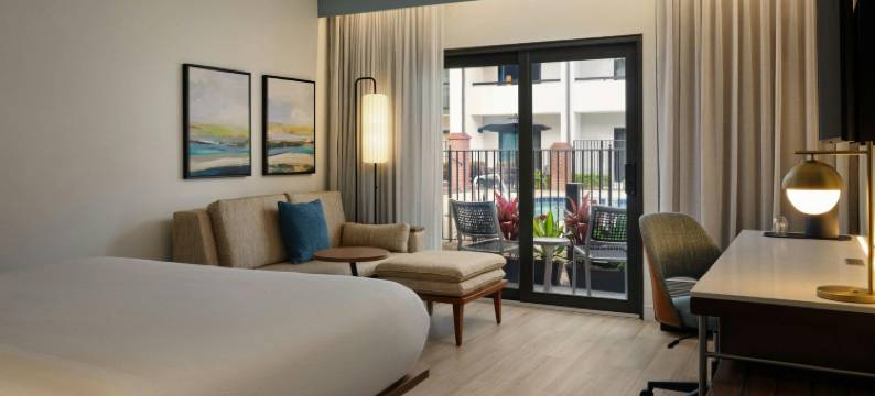 奥兰多机场万怡酒店(Courtyard Orlando Airport)图片