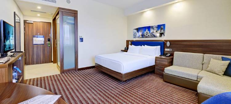 伏尔加格勒工会希尔顿欢朋酒店(Hampton by Hilton Volgograd Profsoyuznaya Hotel)图片