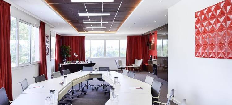 阿维尼翁北部诺富特酒店(Novotel Avignon Nord)图片