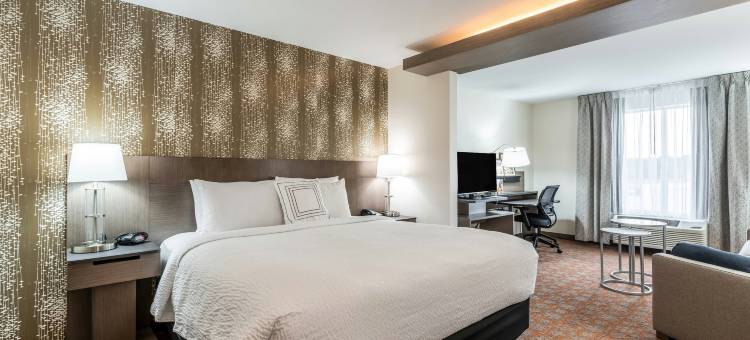 圣约瑟夫史蒂文斯维尔万枫酒店及套房(Fairfield Inn & Suites St. Joseph Stevensville)图片