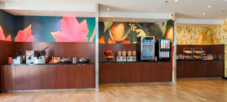 普莱森顿万枫酒店及套房(Fairfield Inn & Suites Pleasanton)图片