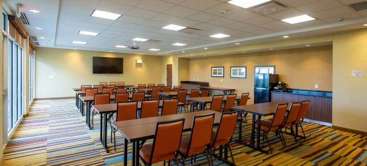 詹姆斯敦万枫酒店及套房(Fairfield Inn & Suites Jamestown)图片