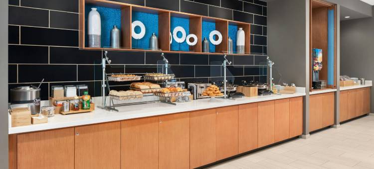 密尔沃基西区/沃瓦托萨SpringHill Suites酒店(SpringHill Suites Milwaukee West/Wauwatosa)图片