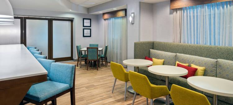希尔顿欢朋酒店-彼得斯堡南方公园购物中心(Hampton Inn Petersburg-Southpark Mall)图片