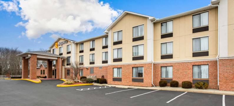 拉昆塔温德姆套房酒店-诺维奇-普兰菲尔德-(La Quinta Inn & Suites by Wyndham Norwich-Plainfield-Casino)图片