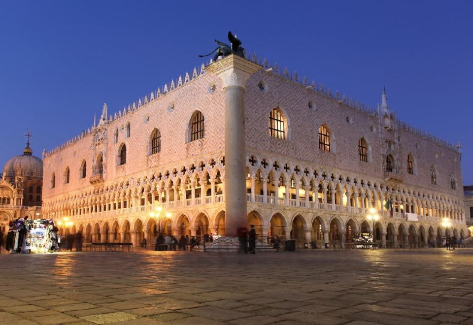 Hotel Mabapa Over view