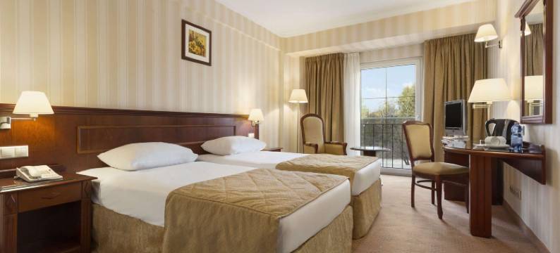 布加勒斯特北温德姆华美达套房酒店(Ramada Hotel & Suites by Wyndham Bucharest North)图片