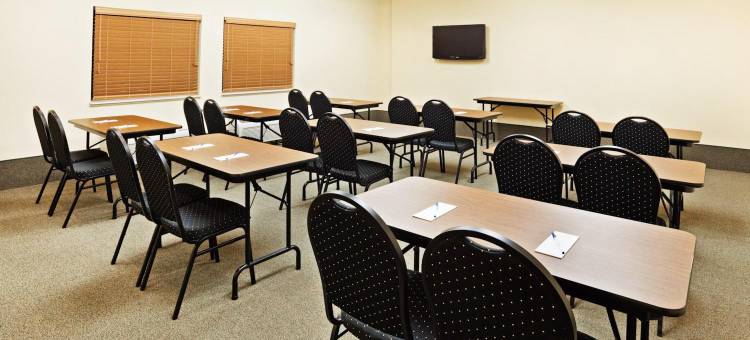 Candlewood Suites 诺克斯维尔机场，美国铝业公司 by IHG(Candlewood Suites Knoxville Airport-Alcoa by IHG)图片